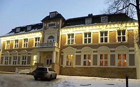Palac Dabrowa
